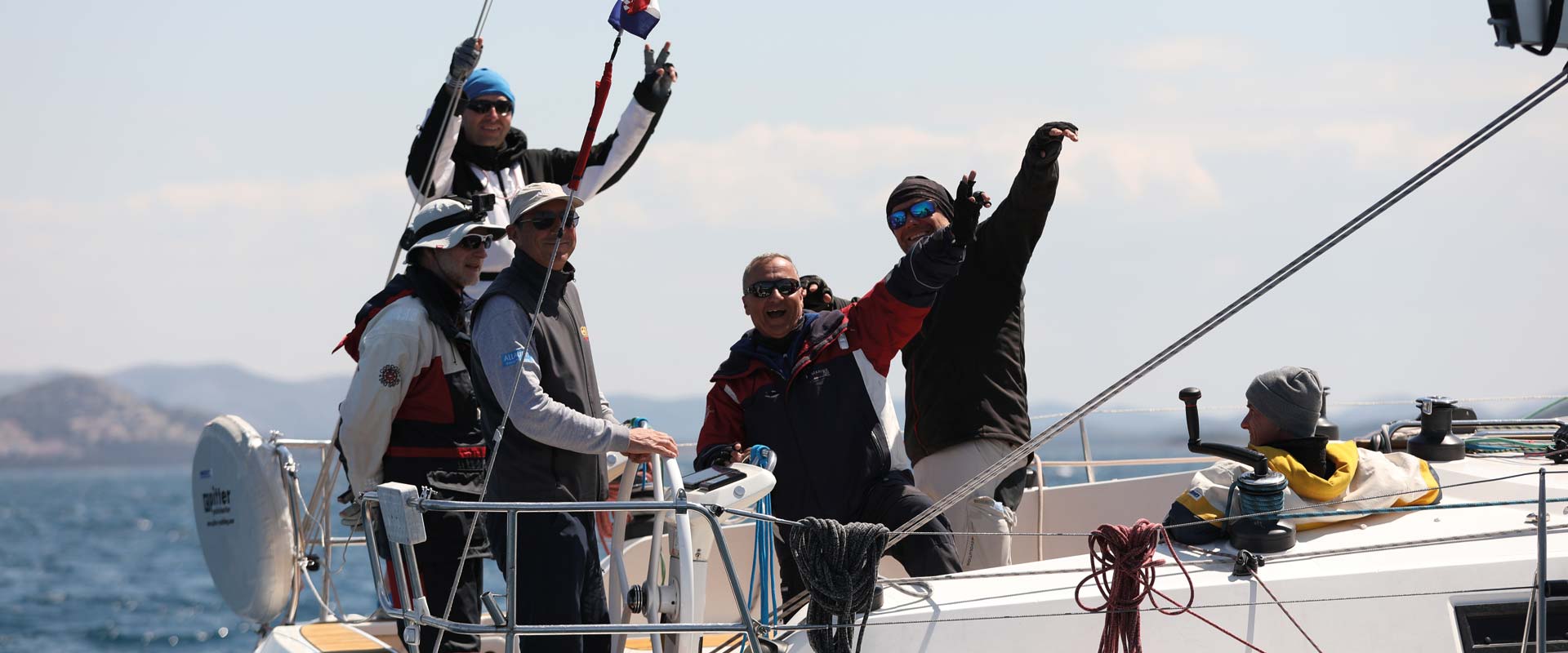 kornati-cup-regatta-happy-crew-1920_800.jpg