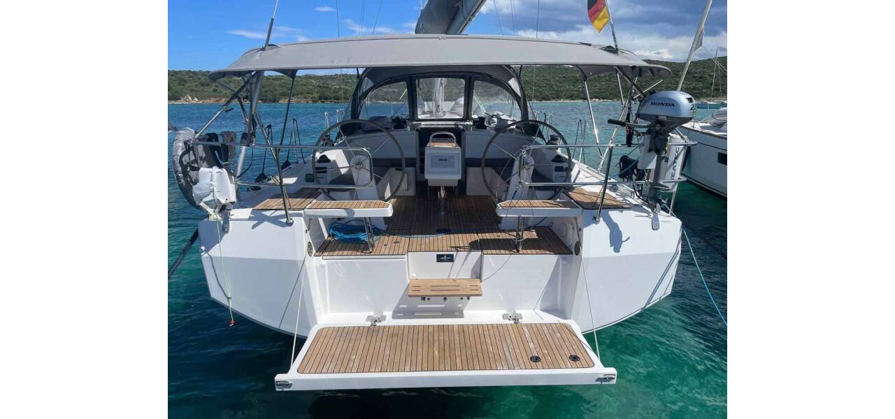 Bavaria C42 Paella
