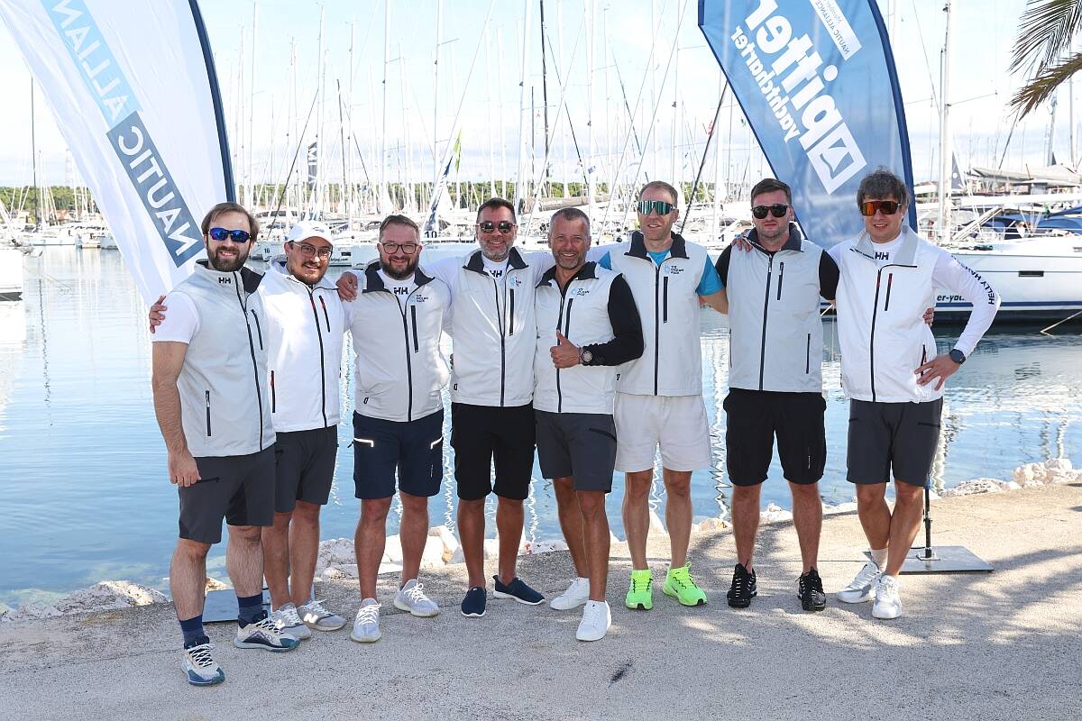 Foto dell'equipaggio di domenica