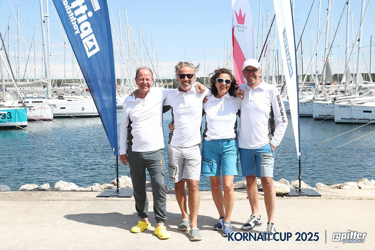 Foto dell'equipaggio di domenica