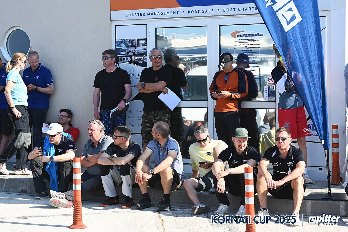 Lunedì, 1° giorno di regata