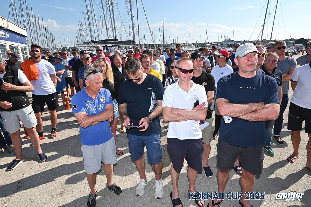 Lunedì, 1° giorno di regata