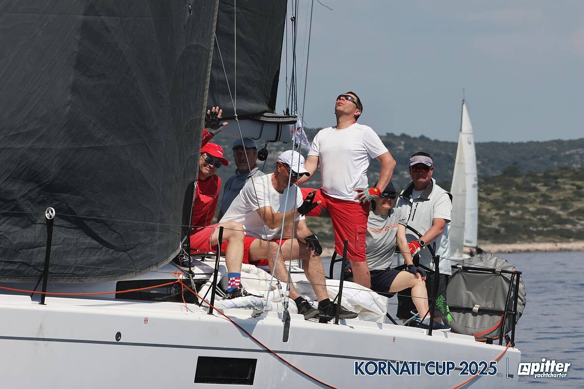 Lunedì, 1° giorno di regata