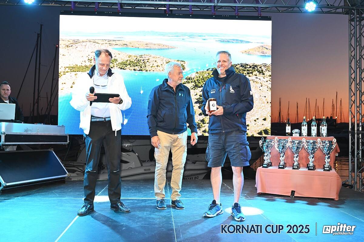 Giovedì, 4° giorno di regata