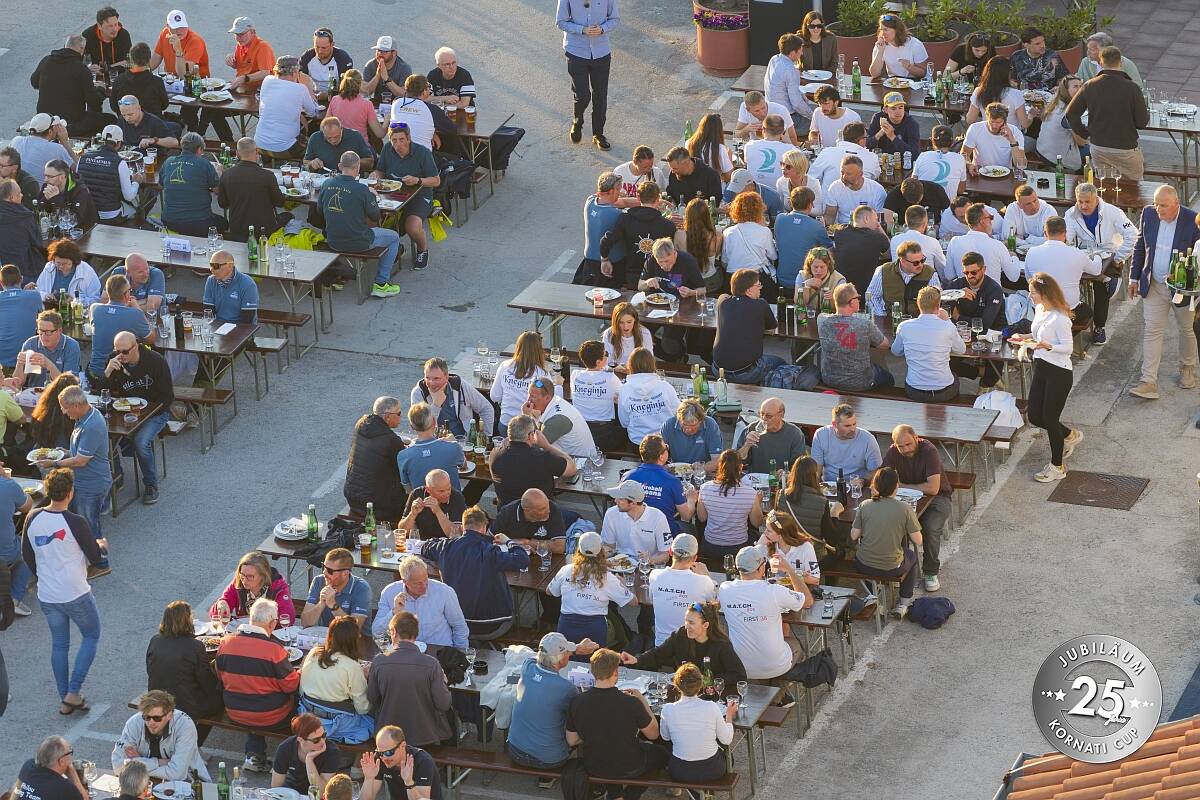 Domenica, inaugurazione