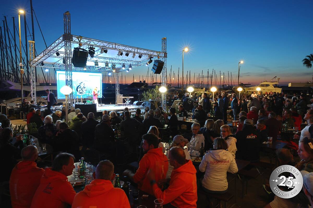 Domenica, inaugurazione