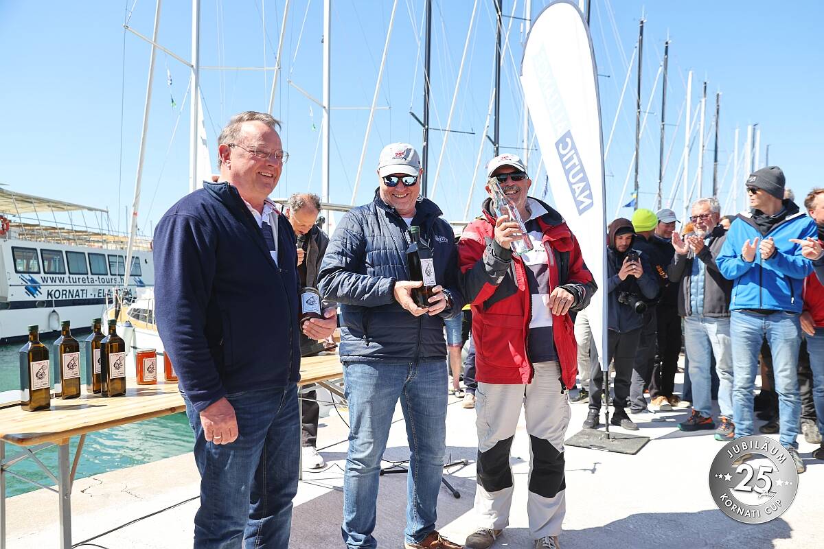 Giovedì, cerimonia di premiazione