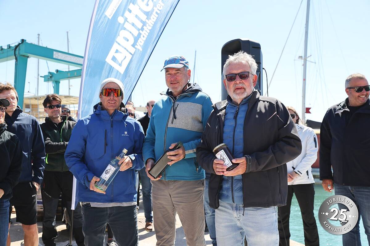 Giovedì, cerimonia di premiazione