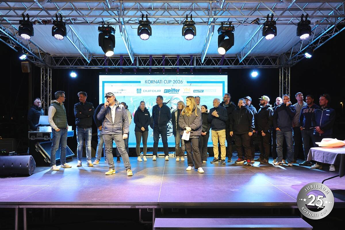 Giovedì, cerimonia di premiazione