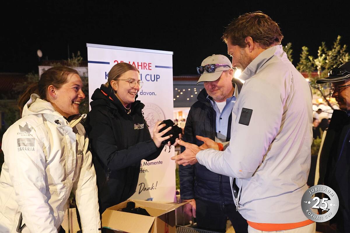 Giovedì, cerimonia di premiazione