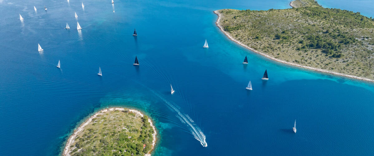 Lunedì, 1° giorno di regata