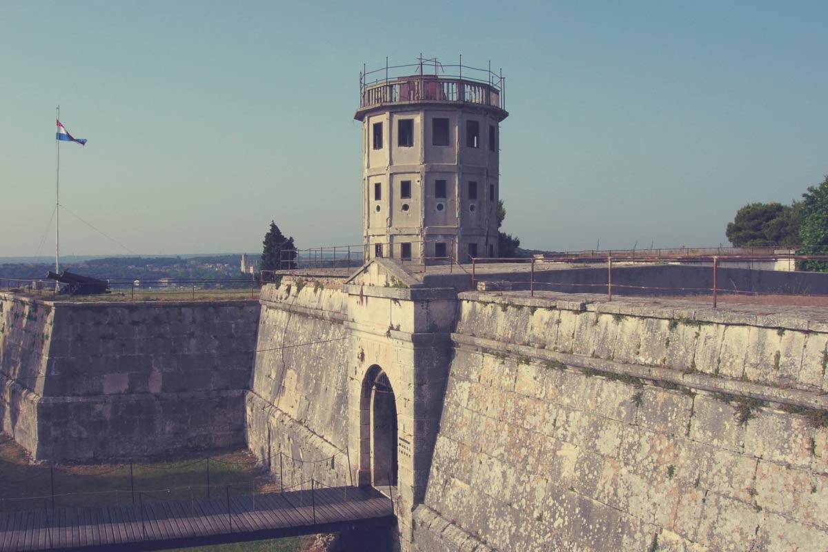 Festung in Pula.
