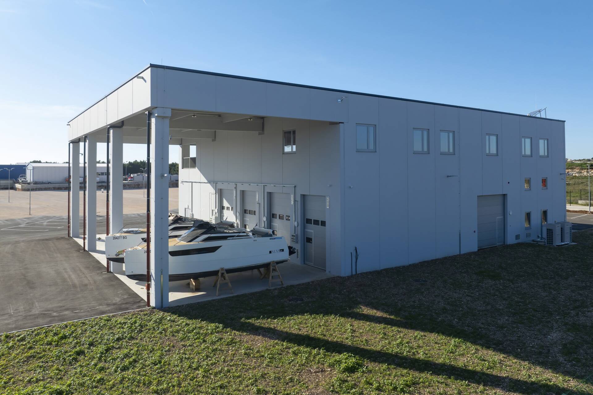 Trockendock am Standort Biograf.