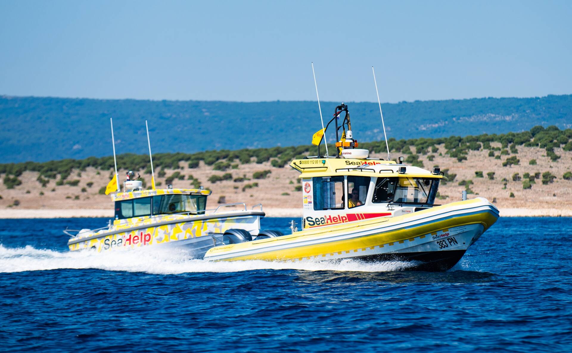 Boot von SeaHelp.