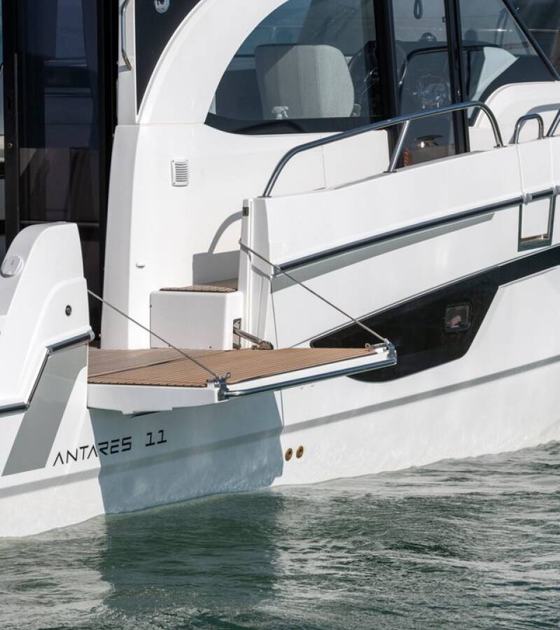 Antares 11 OB Falcon