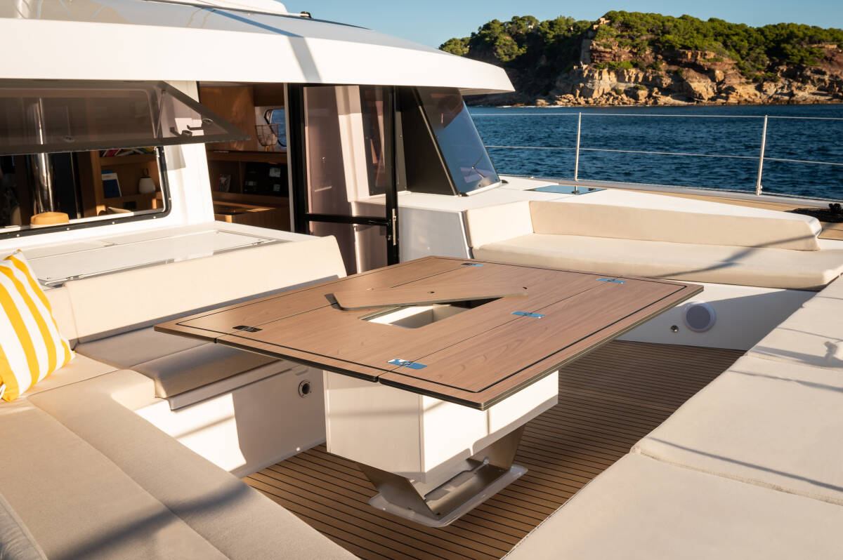 Bali 5.8 Marea