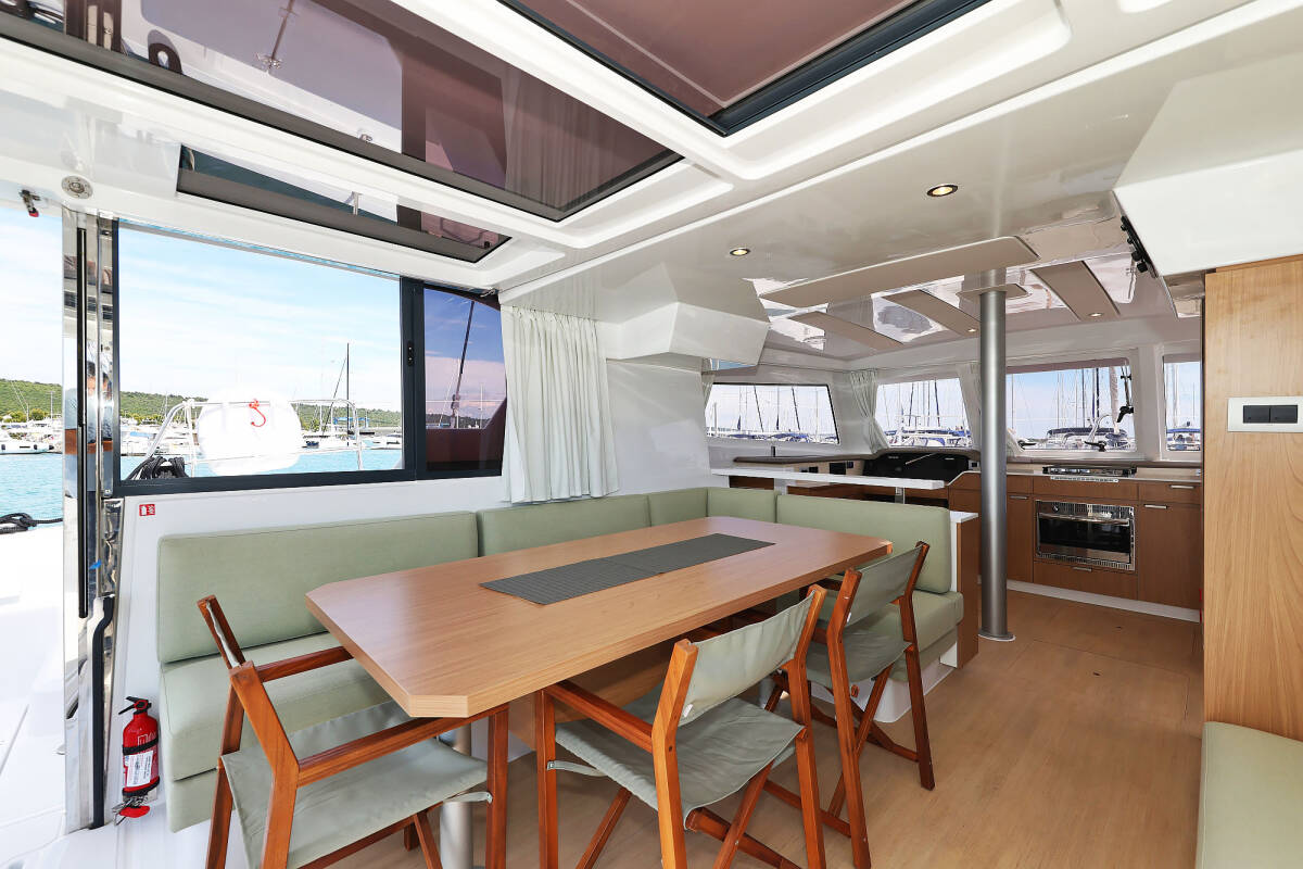 Bali Catspace OW Playtime - OW