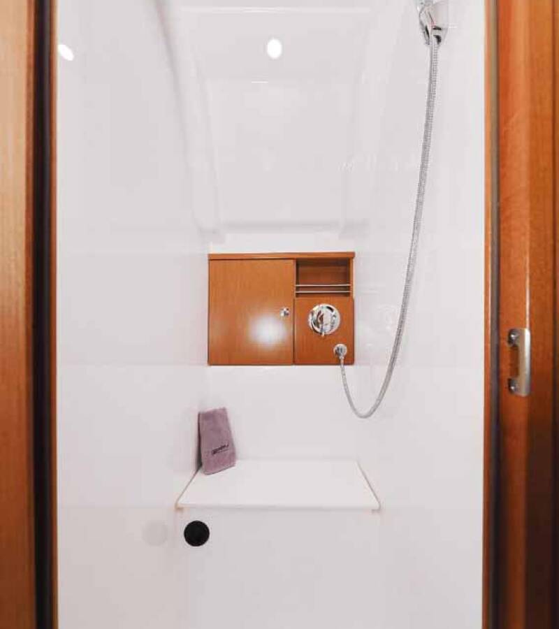 Bavaria Cruiser 51 silence one