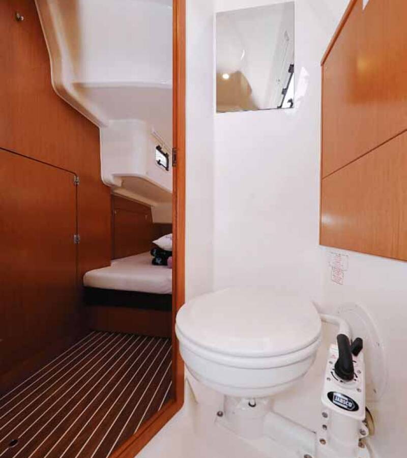 Bavaria Cruiser 51 silence one