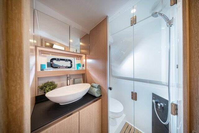 Bavaria SR38 Hard Top Hannah