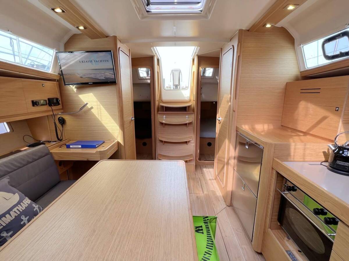 Dufour 382 GL Nice to Have