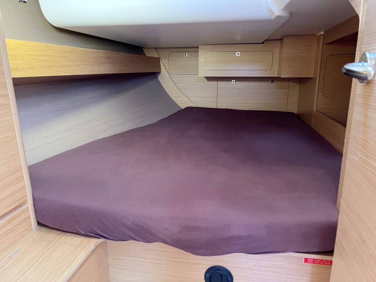 Dufour 382 GL Nice to Have