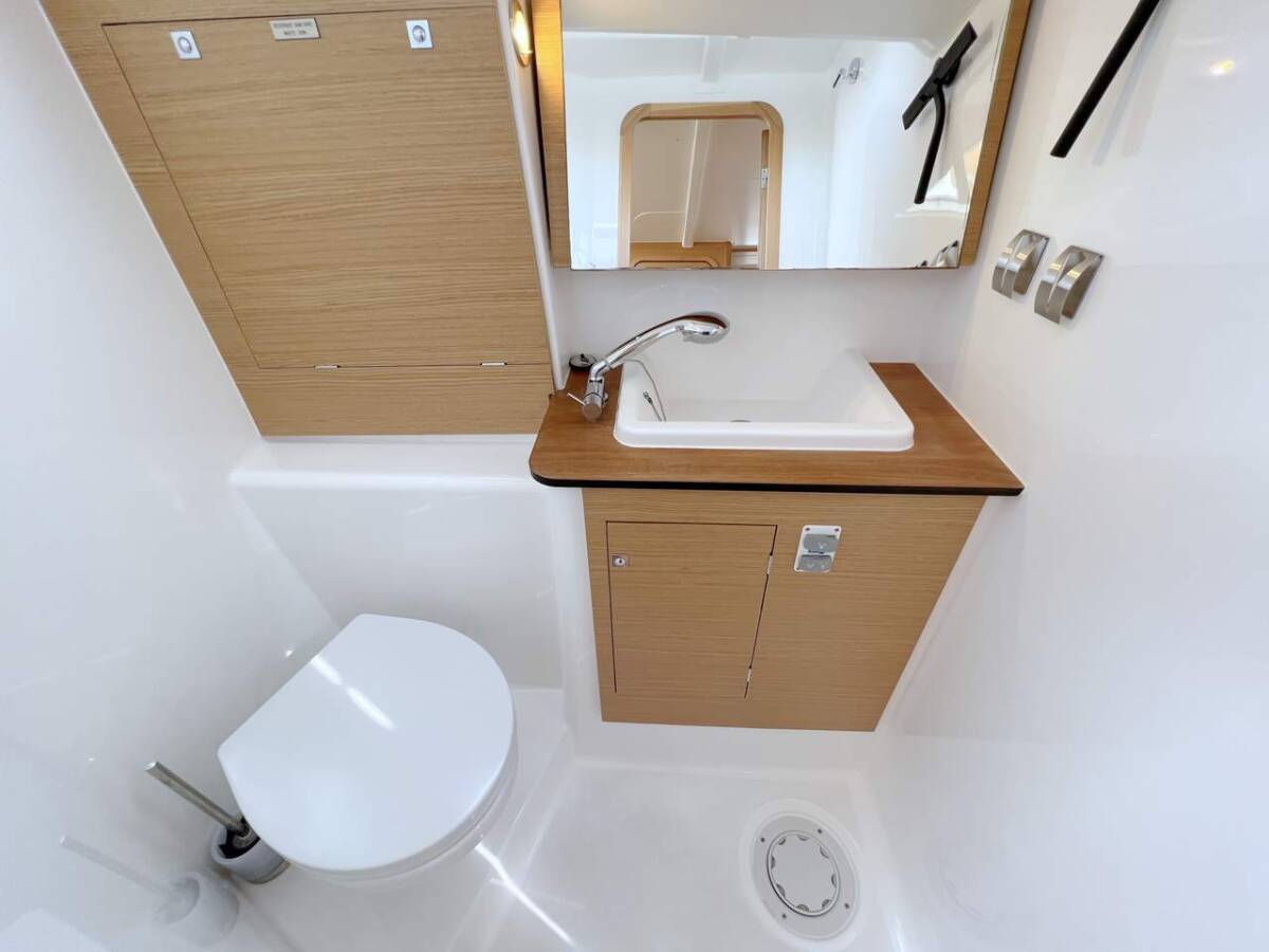 Dufour 382 GL Nice to Have