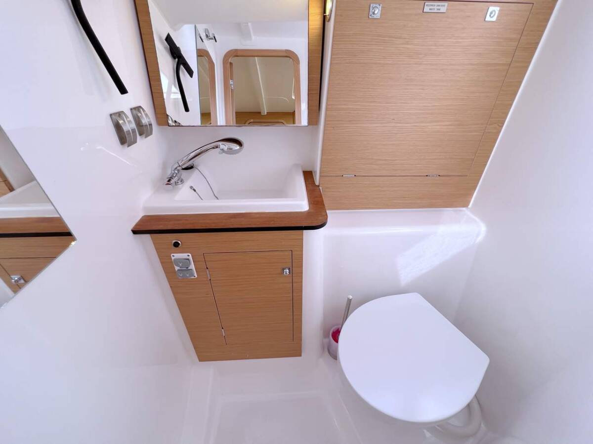 Dufour 382 GL Nice to Have