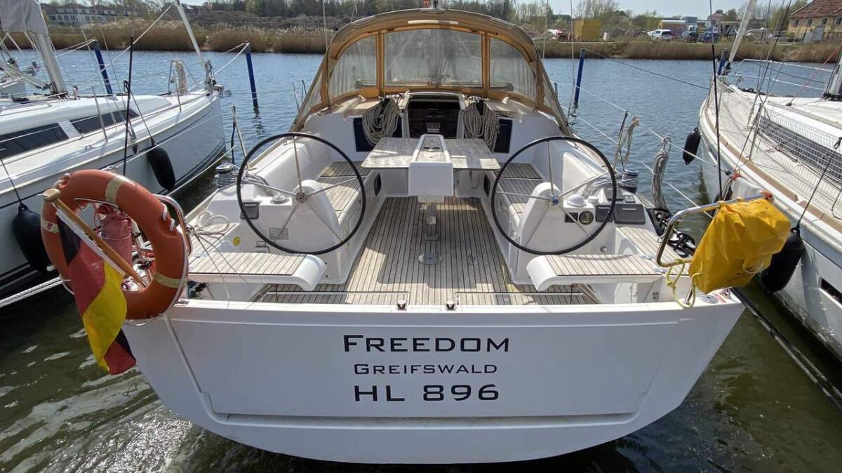 Dufour 382 GL Freedom