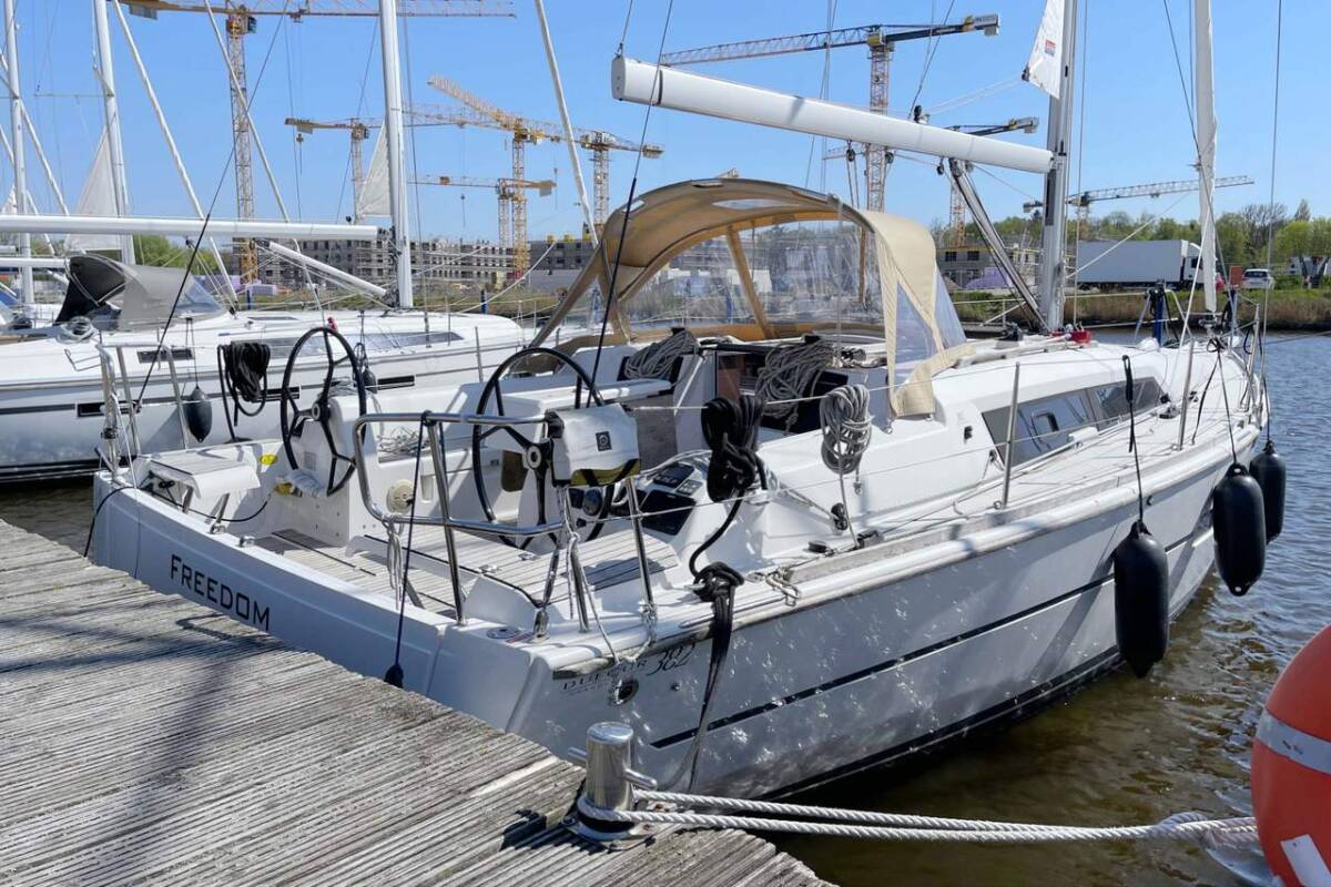 Dufour 382 GL Freedom
