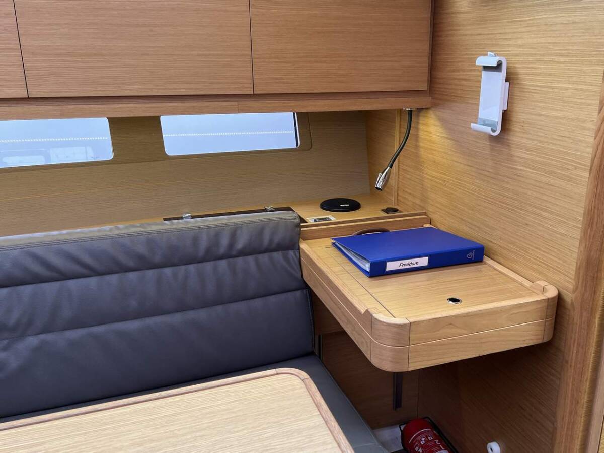 Dufour 382 GL Freedom