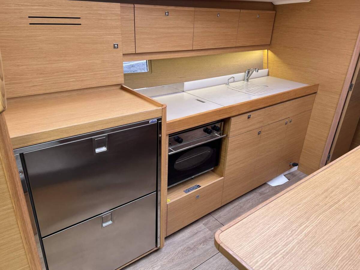 Dufour 382 GL Freedom