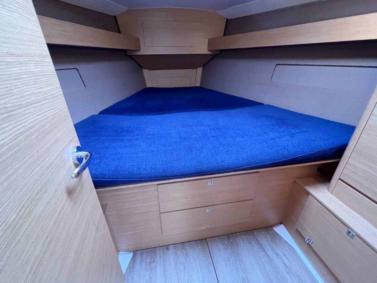 Dufour 382 GL Freedom