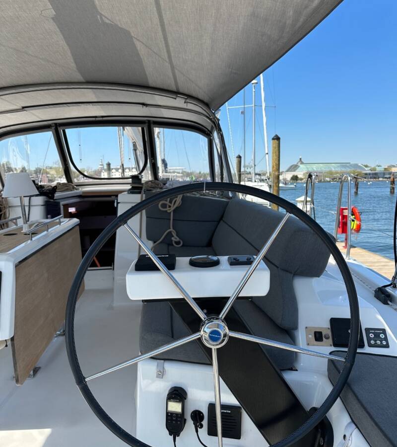 Dufour 430 Opportune Moment