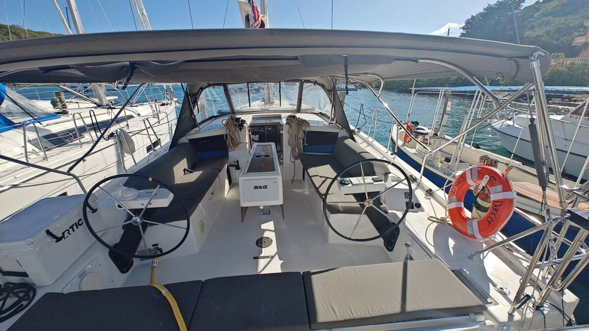Dufour 430 Dancer