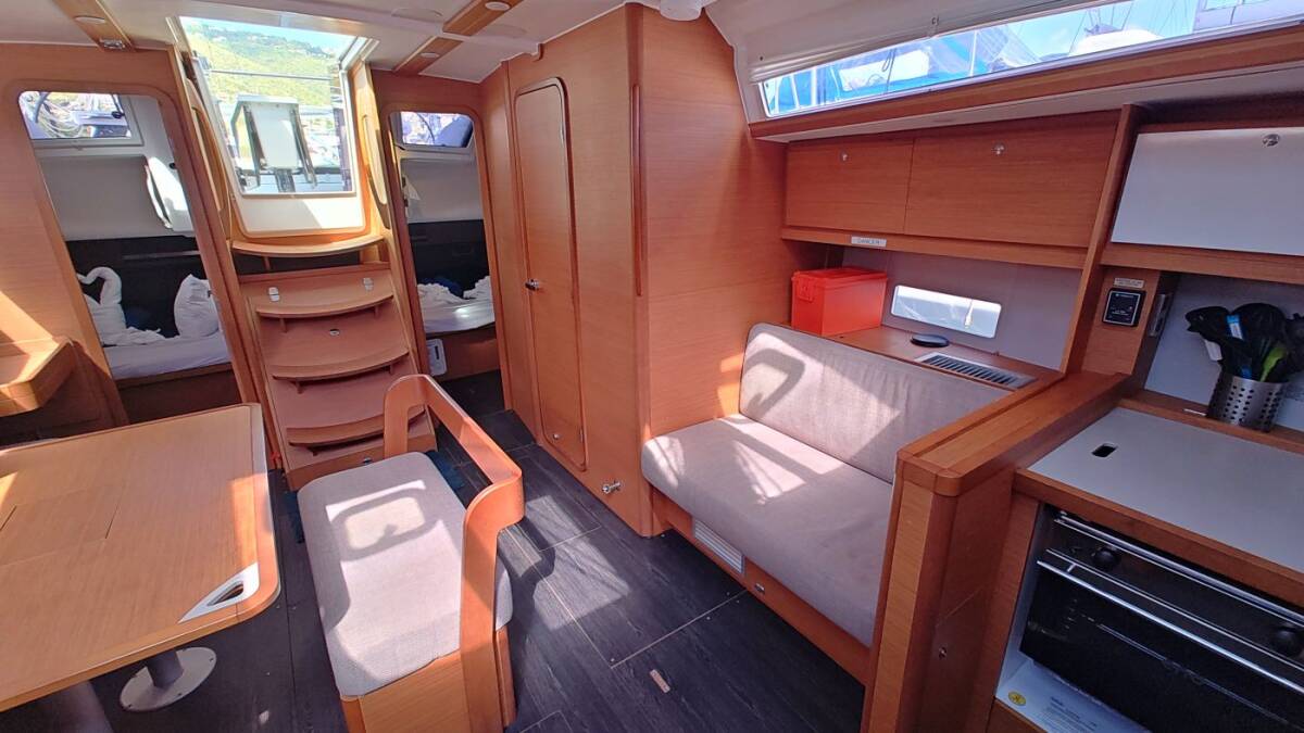 Dufour 430 Dancer