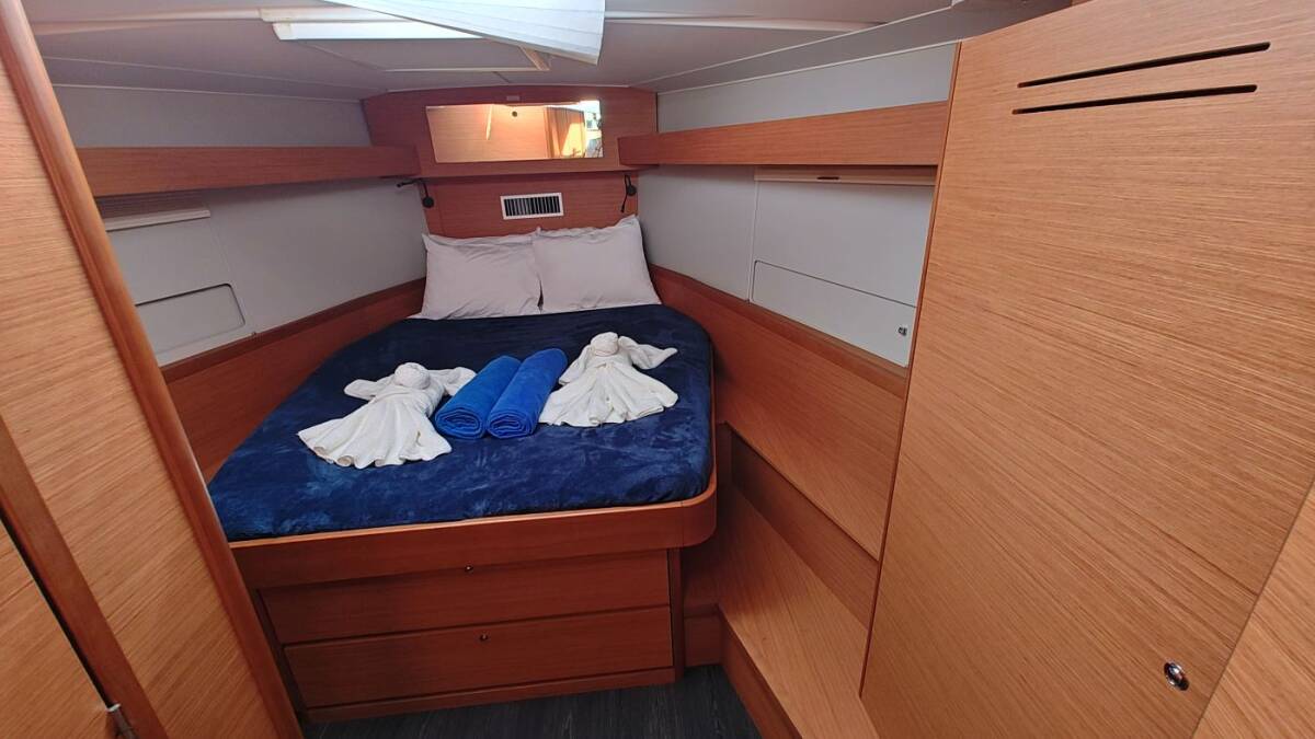 Dufour 430 Dancer