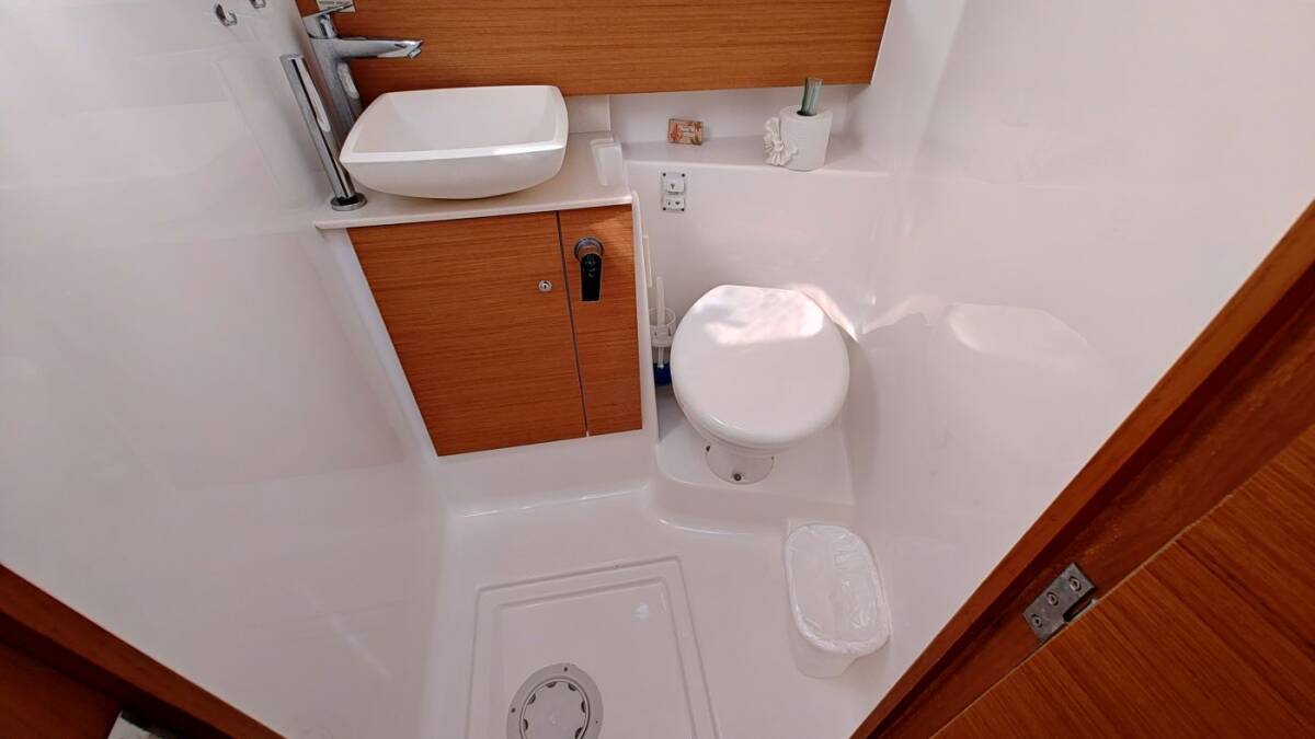 Dufour 430 Dancer