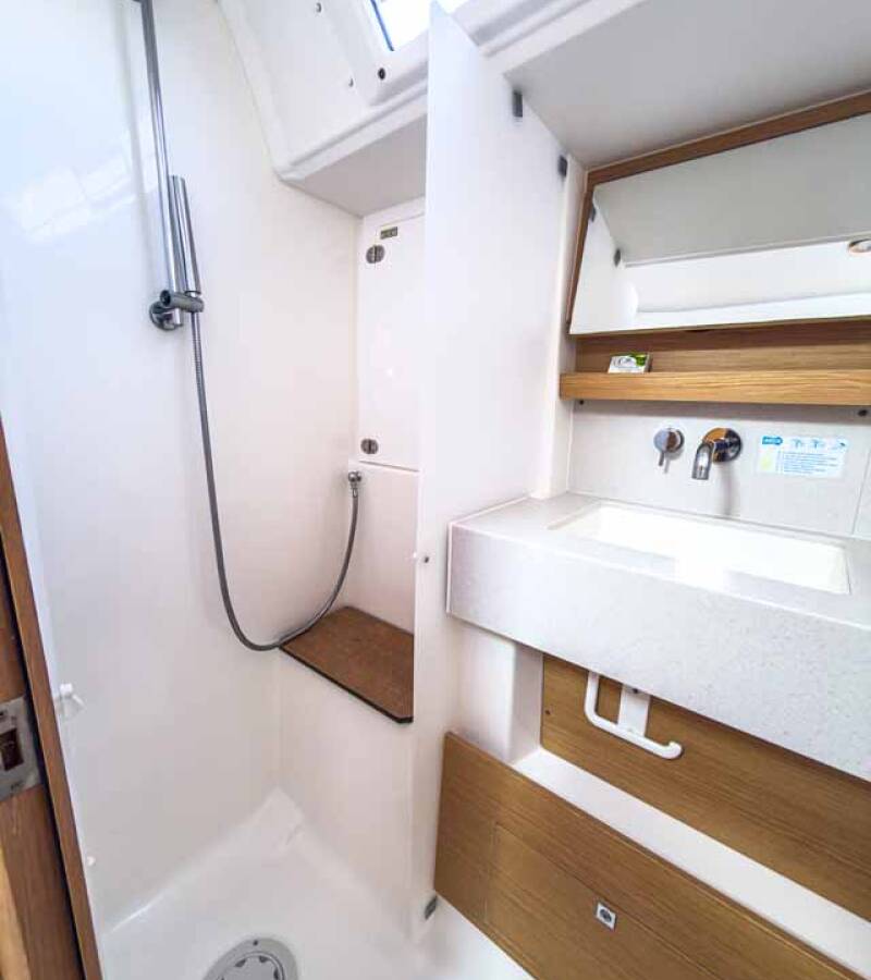 Dufour 470 performance Easy Eleven