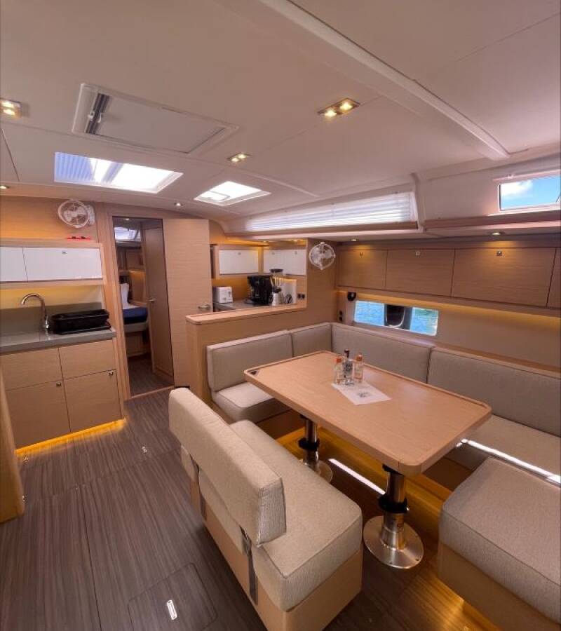 Dufour 470 Shandy Breeze