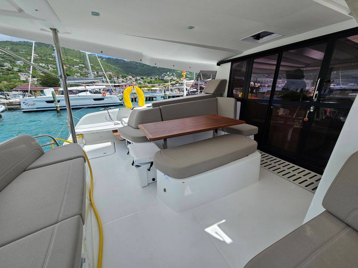Fountaine Pajot FP 41 Maesto 3 Moonlight