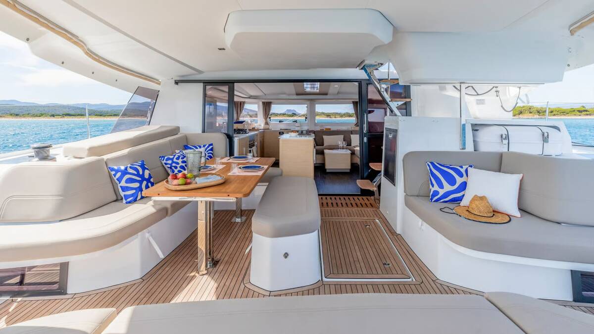 Fountaine Pajot FP 44 Maestro Cat-O-Caster
