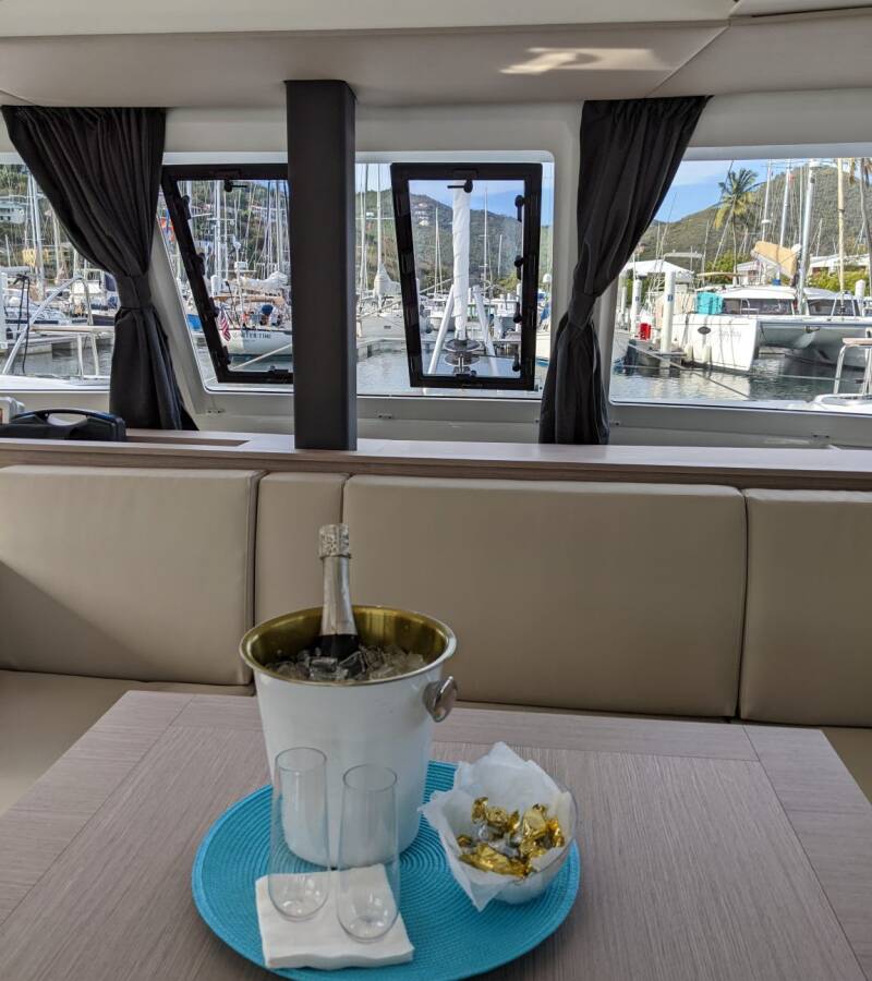Fountaine Pajot Isla 40 Hoppy Choppy
