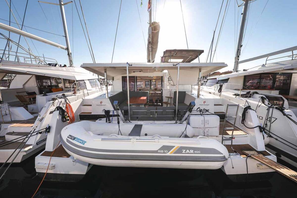 Fountaine Pajot Isla 40 Orion