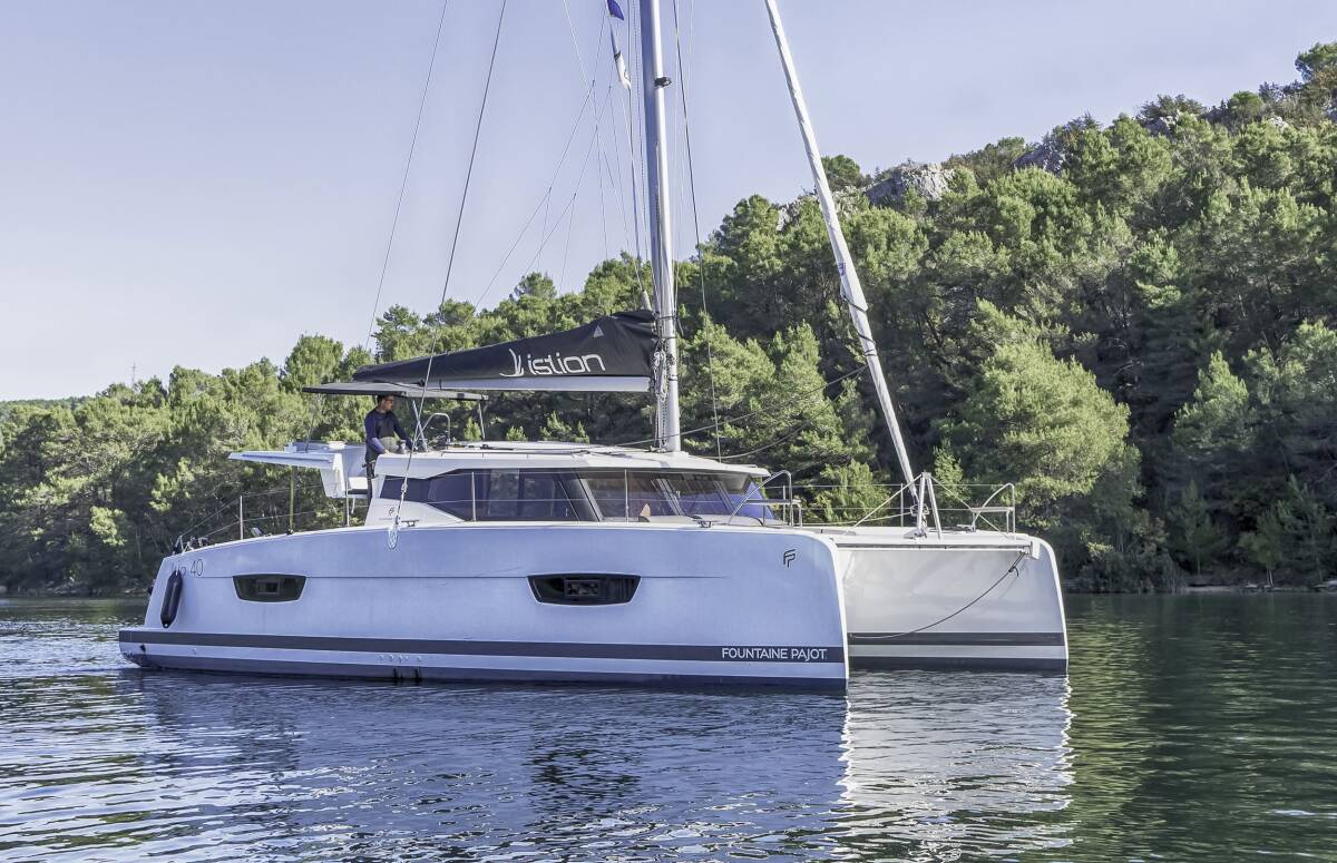 Fountaine Pajot Isla 40 First Step