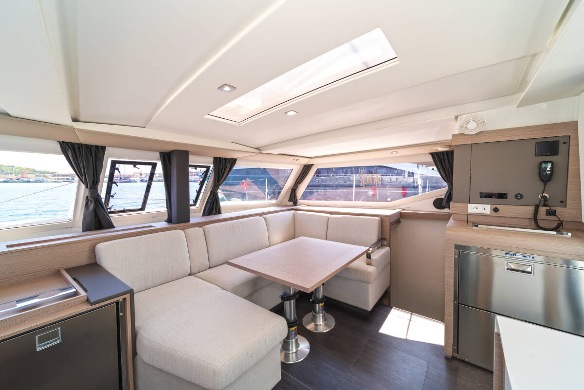 Fountaine Pajot Isla 40 First Step