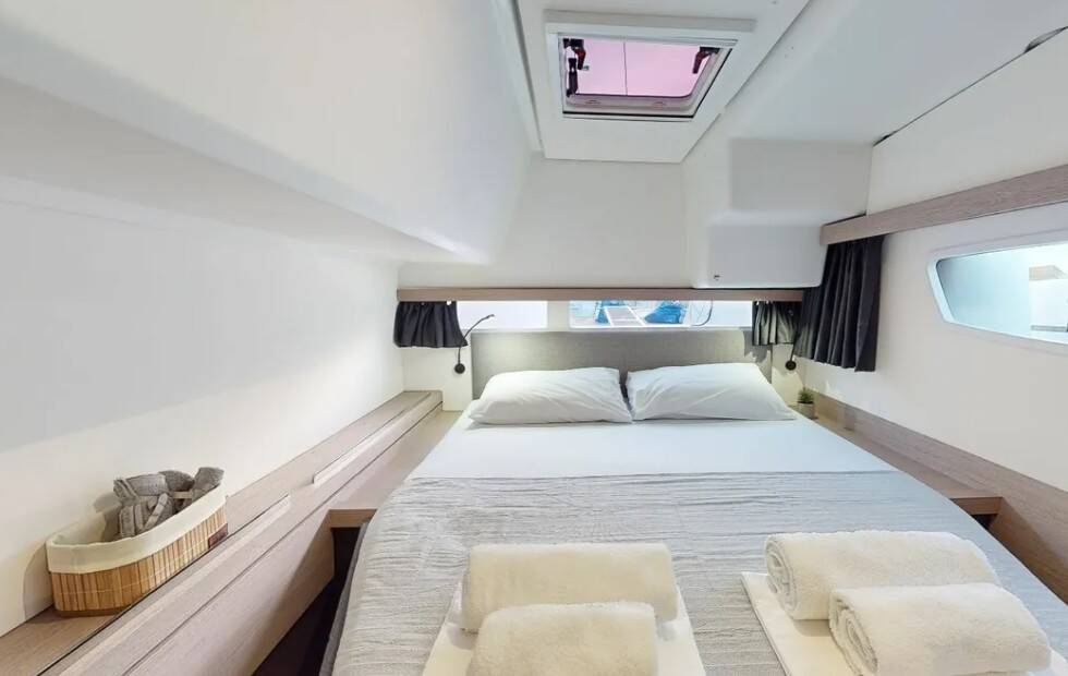 Fountaine Pajot Isla 40 Blue Serenity