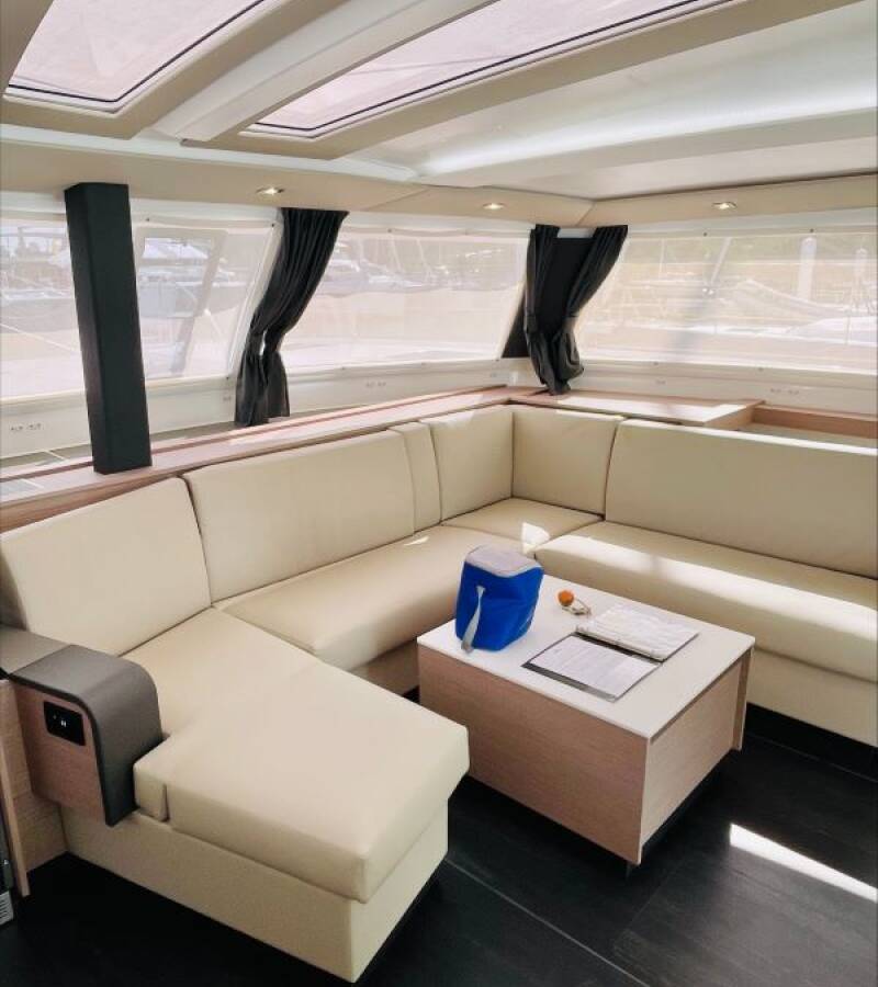 Fountaine Pajot Tanna 47 Runny Babbit