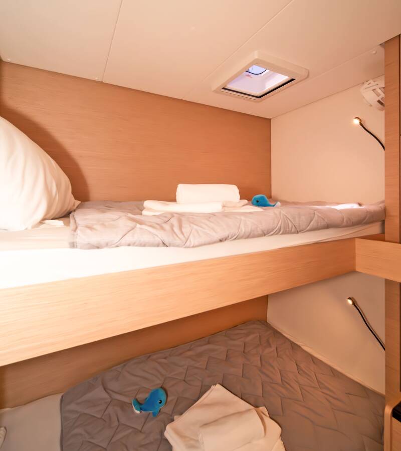 Fountaine Pajot Tanna 47 First Life