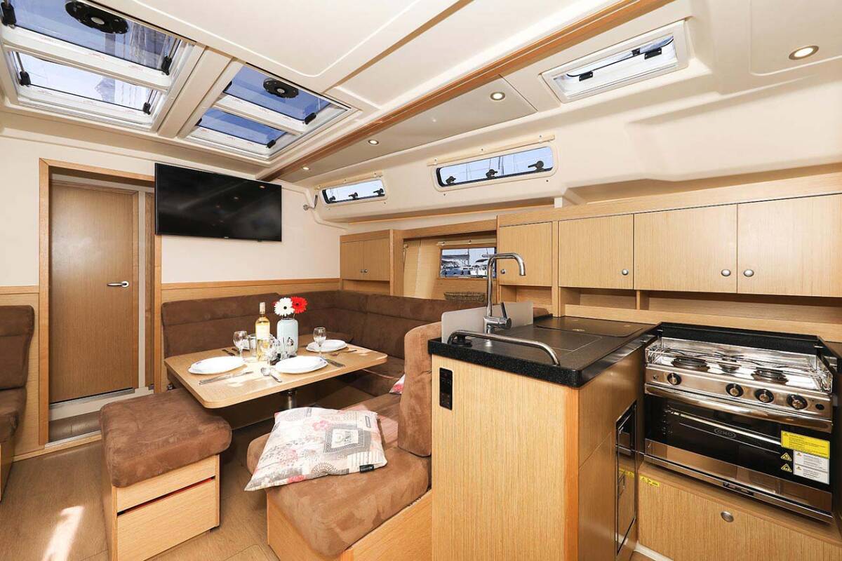 Hanse 508 Peak
